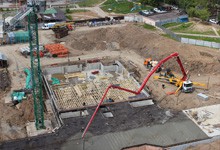 Услуги автобетононасоса на стоительстве